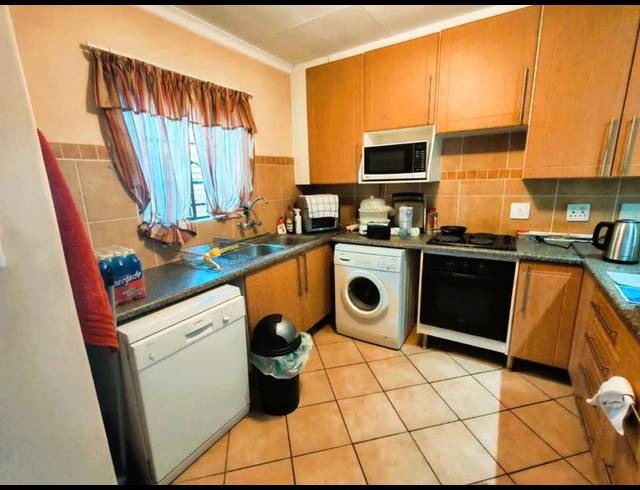 3 BEDROOM HOUSE FOR SALE IN ECO PARK ESTATE
